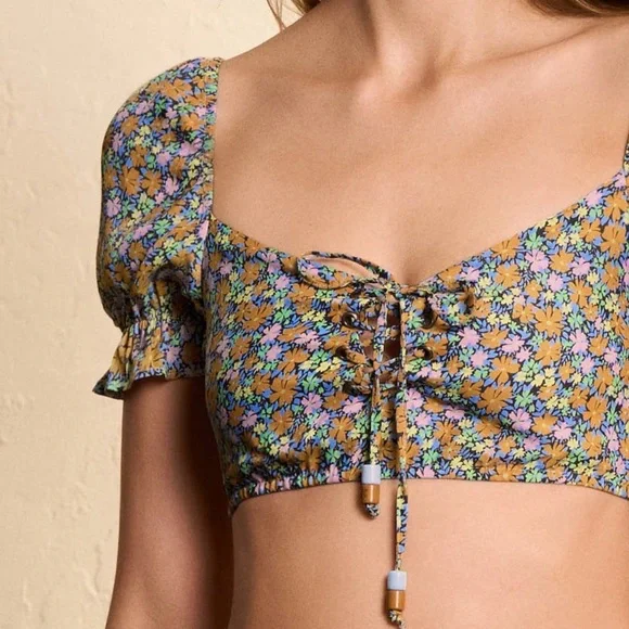 Maaji Blossom Briella Cover-Up Crop Top Ditsy Floral Short Sleeve Ribbon Tie NWT - Picture 2 of 11